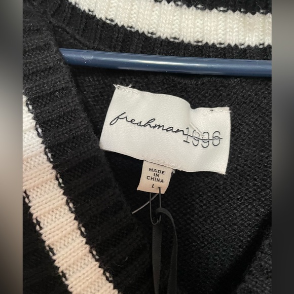 Fall vest size L - Picture 2 of 3